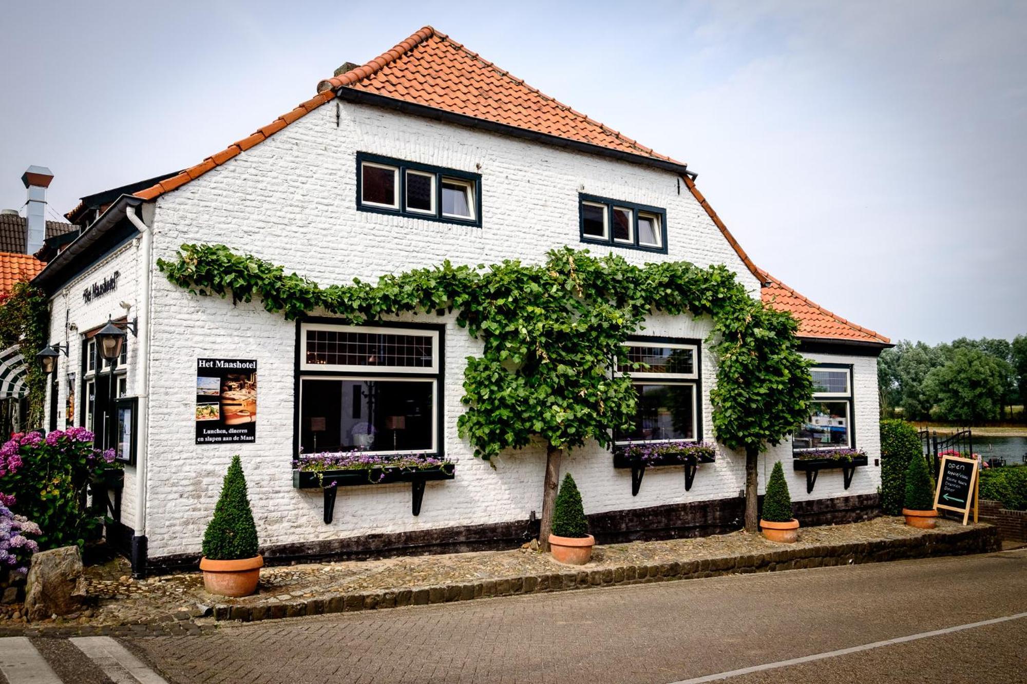 Het Maashotel Broekhuizen  Dış mekan fotoğraf